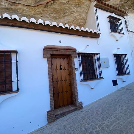 Casa Rural Bajo La Alcazaba Setenil De Las Bodegas Exterior photo