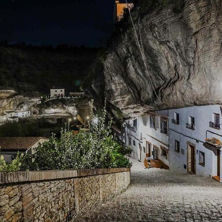 Casa Rural Bajo La Alcazaba Setenil De Las Bodegas Exterior photo